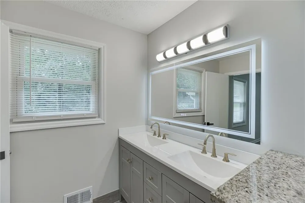 4445 Lake Forest Drive Oakwood, GA 30566