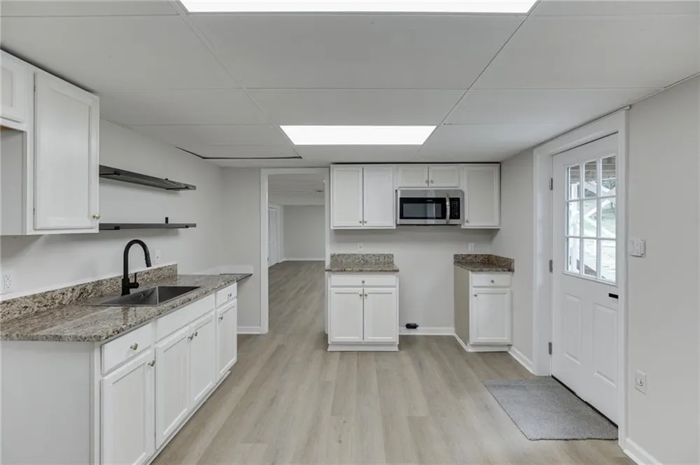 4445 Lake Forest Drive Oakwood, GA 30566