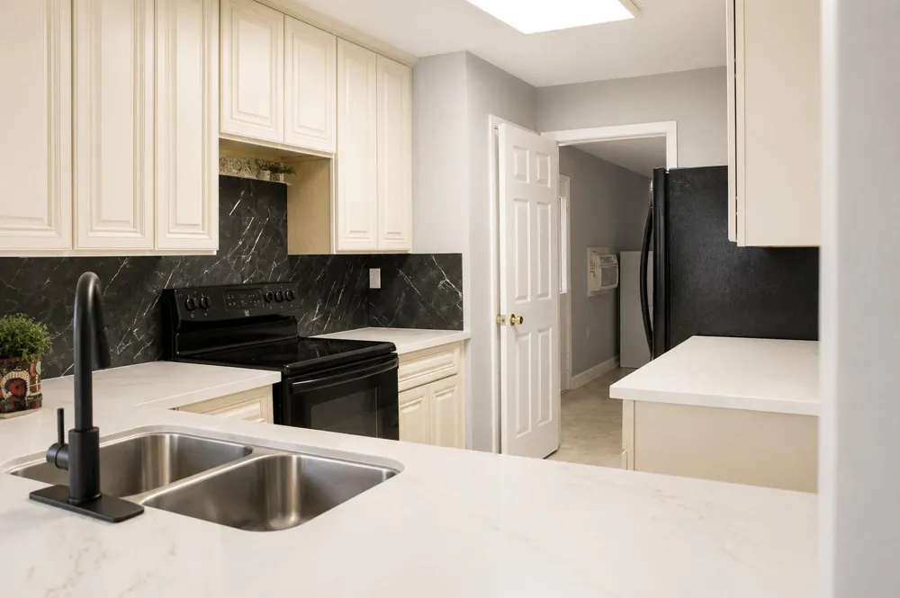 12815 Venice Lane Stafford, TX 77477