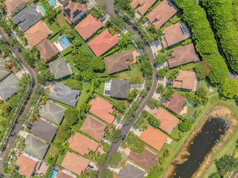 731 Tulip Cir Weston, FL 33327