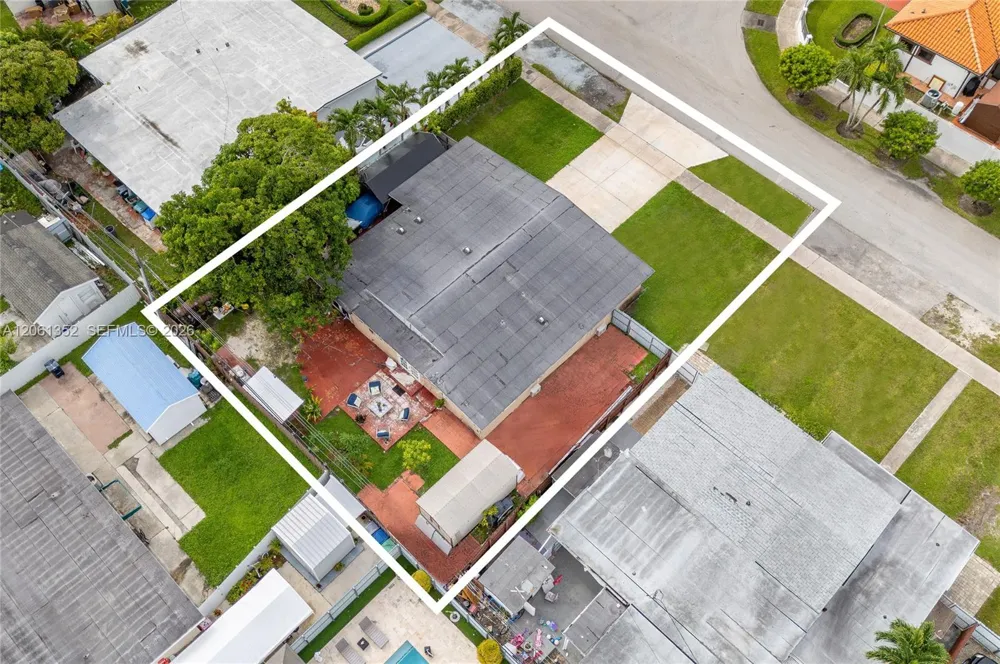 11451 SW 43rd St Miami, FL 33165