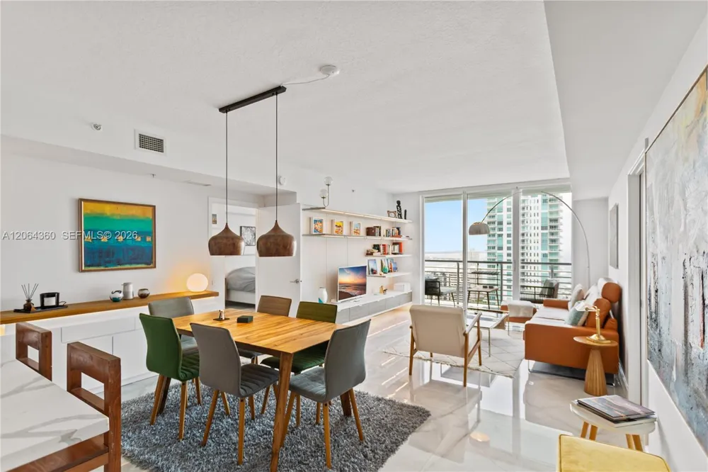 325 S Biscayne Blvd #3421 Miami, FL 33131
