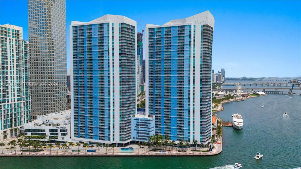 325 S Biscayne Blvd #3421 Miami, FL 33131