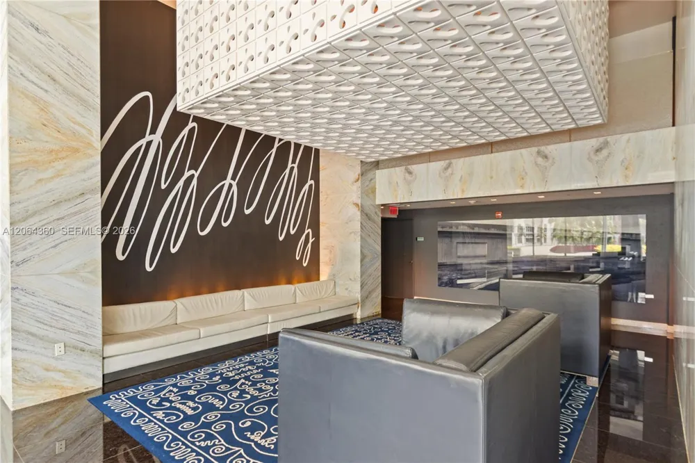 325 S Biscayne Blvd #3421 Miami, FL 33131
