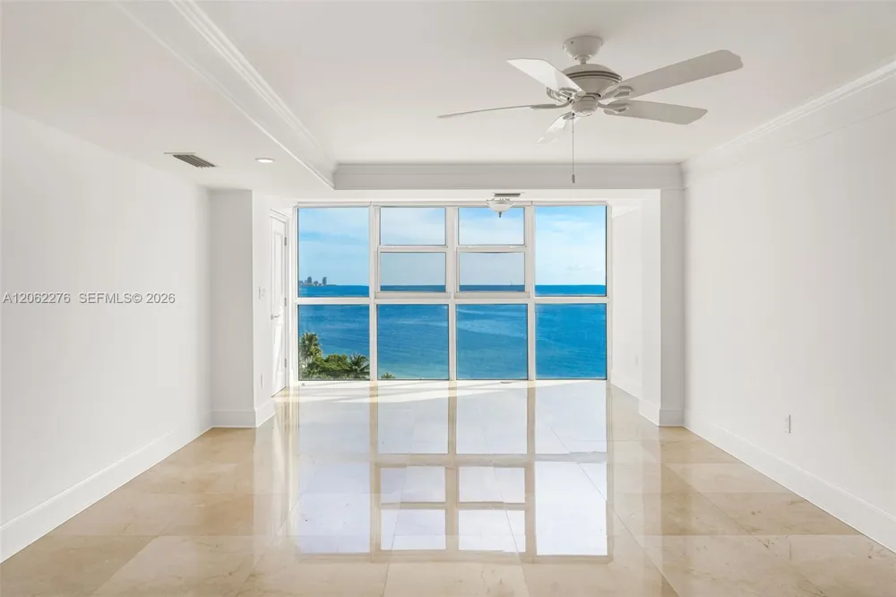 600 Grapetree Dr #11DN Key Biscayne, FL 33149