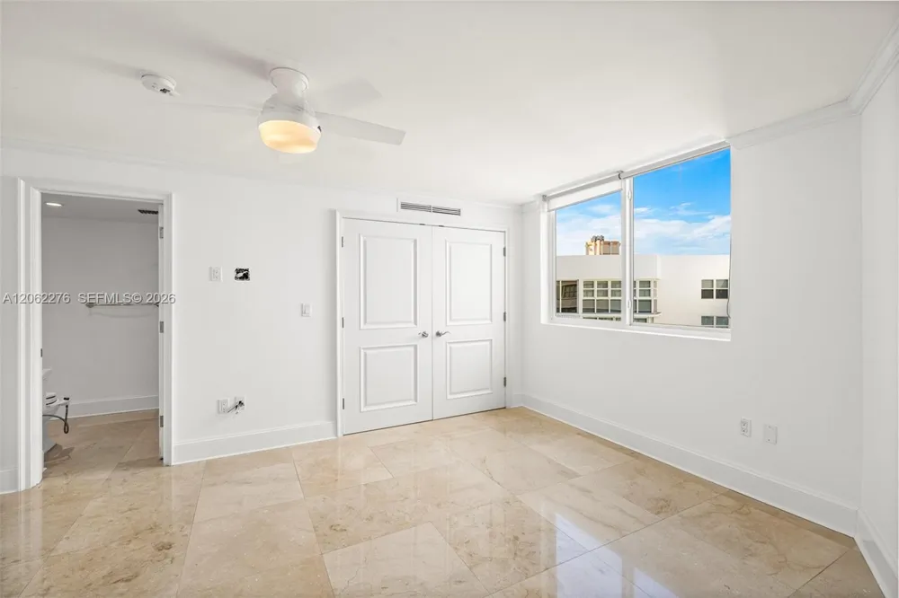 600 Grapetree Dr #11DN Key Biscayne, FL 33149