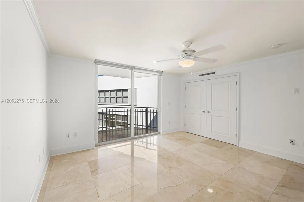 600 Grapetree Dr #11DN Key Biscayne, FL 33149