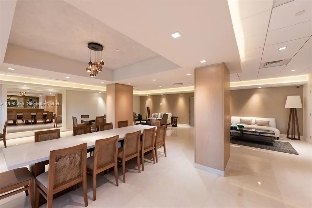 600 Grapetree Dr #11DN Key Biscayne, FL 33149