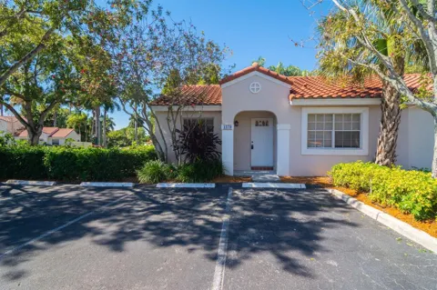 1579 Springside Drive