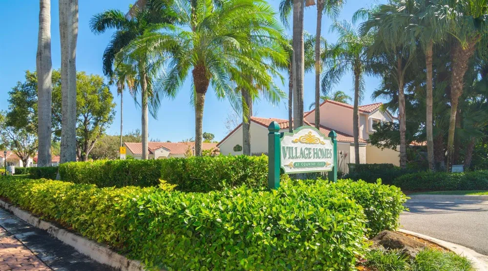 1579 Springside Drive Weston, FL 33326
