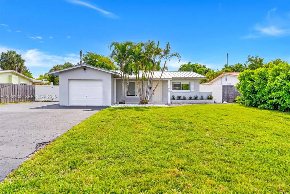 4490 NW 19th Way Oakland Park, FL 33309