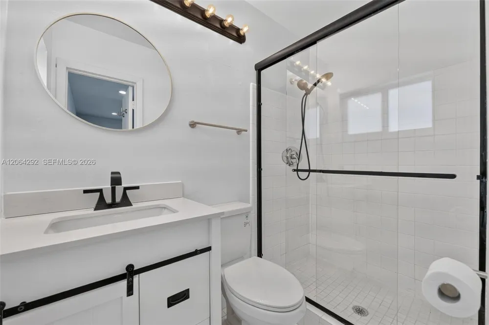 4490 NW 19th Way Oakland Park, FL 33309