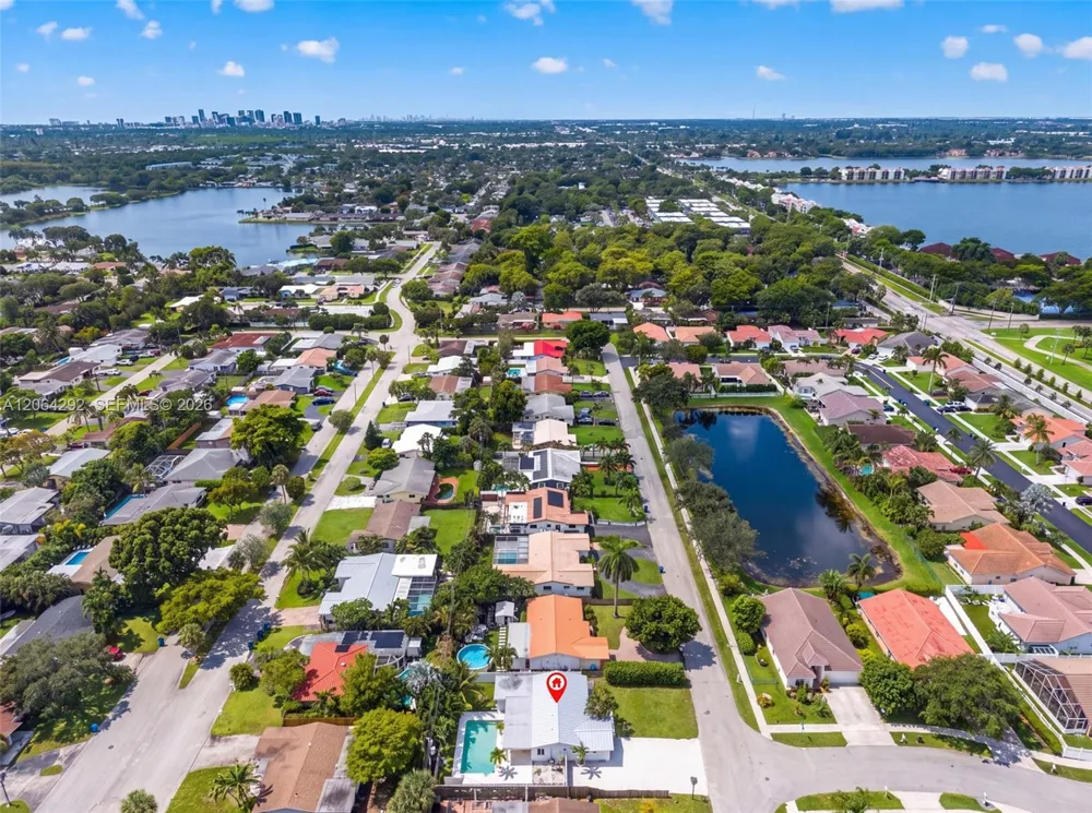 4490 NW 19th Way Oakland Park, FL 33309