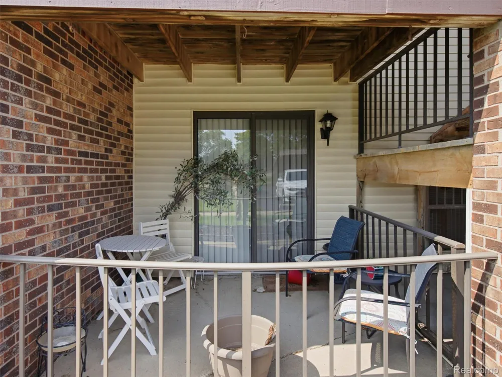 29714 Utica Road Roseville City, MI 48066