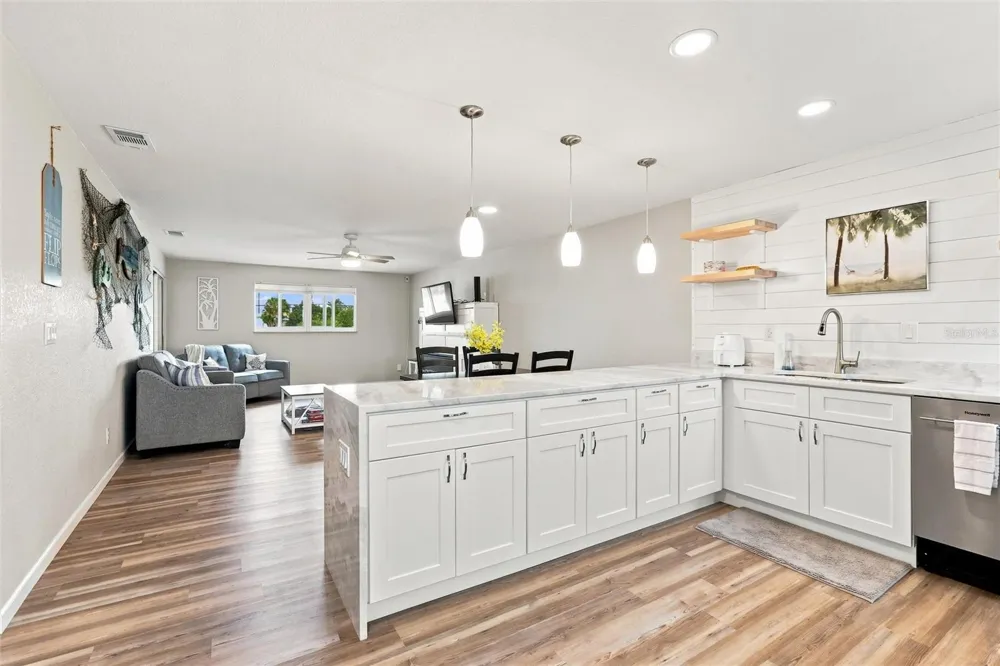 22375 EDGEWATER DRIVE #204 Port Charlotte, FL 33980