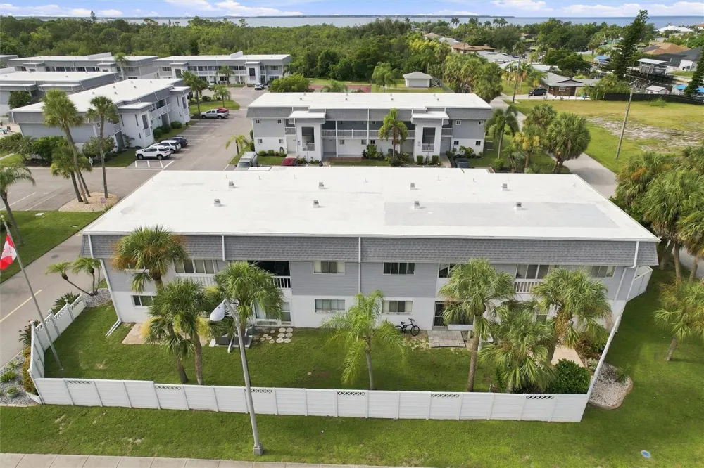 22375 EDGEWATER DRIVE #204 Port Charlotte, FL 33980
