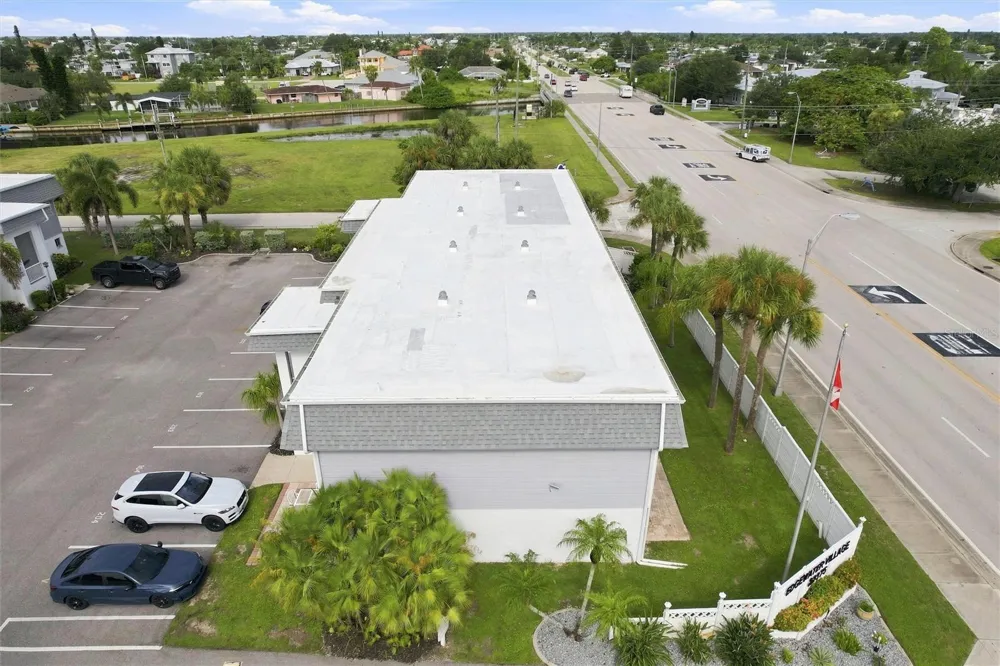 22375 EDGEWATER DRIVE #204 Port Charlotte, FL 33980
