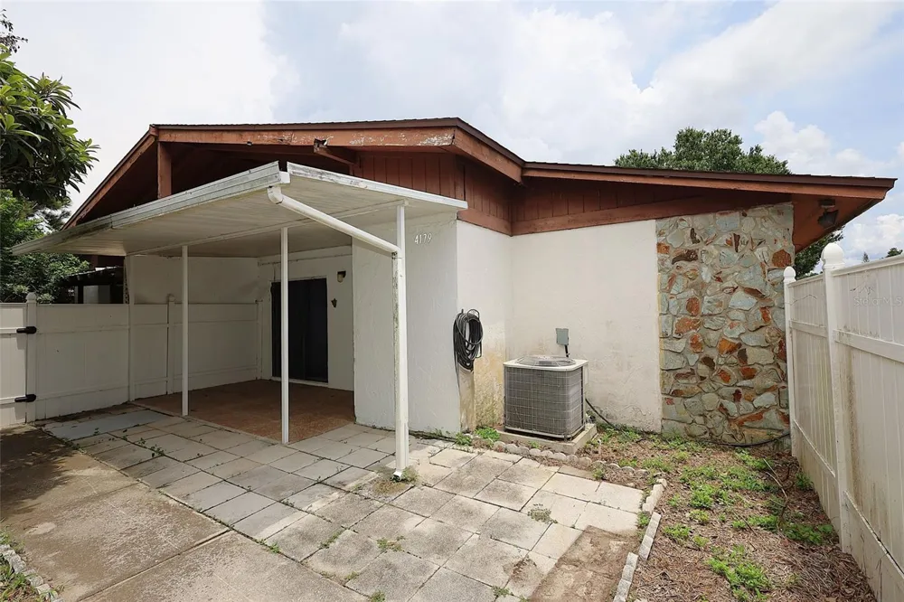 4179 SPITFIRE AVENUE Kissimmee, FL 34741