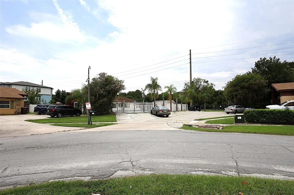 4179 SPITFIRE AVENUE Kissimmee, FL 34741
