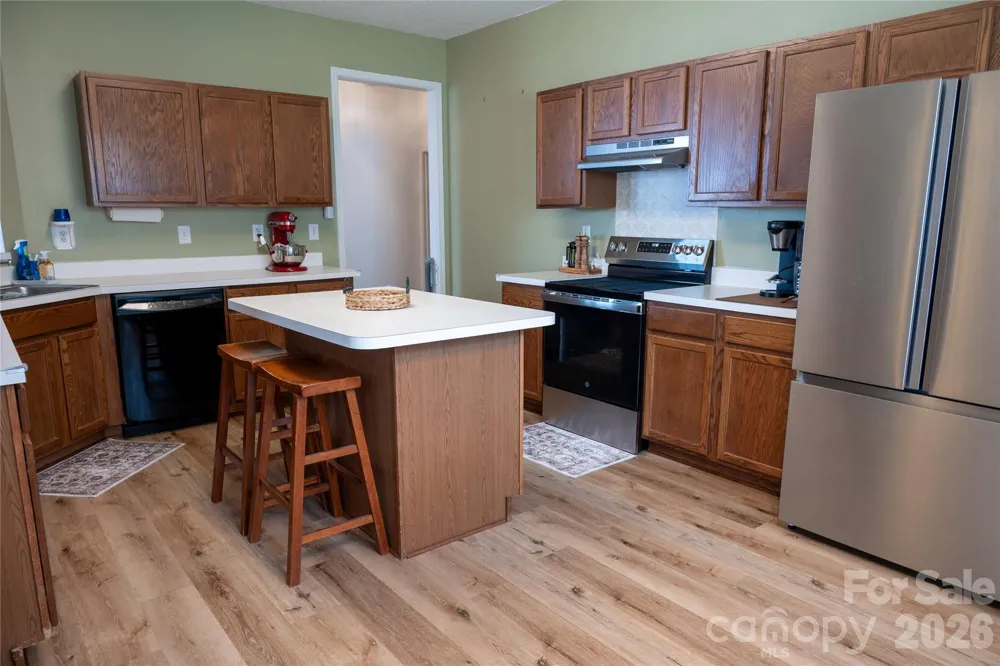 2568 Governors Pointe Court NE Concord, NC 28025