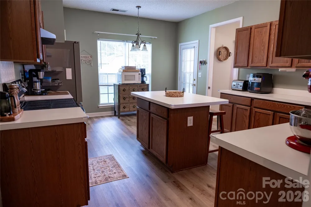 2568 Governors Pointe Court NE Concord, NC 28025