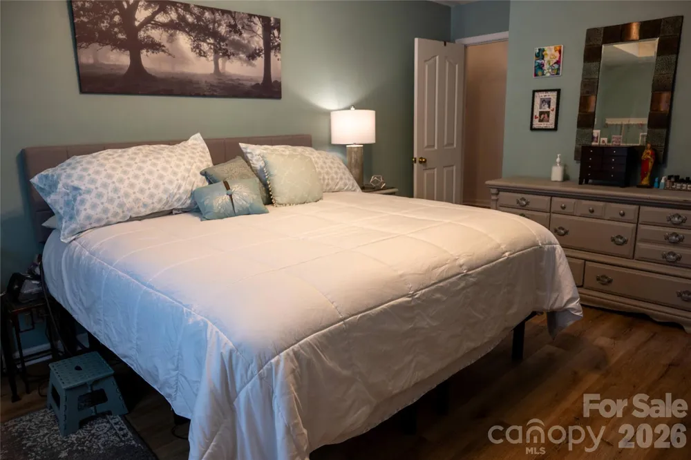 2568 Governors Pointe Court NE Concord, NC 28025
