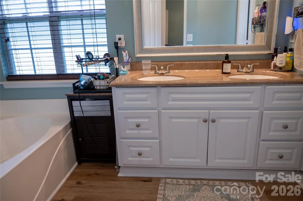 2568 Governors Pointe Court NE Concord, NC 28025
