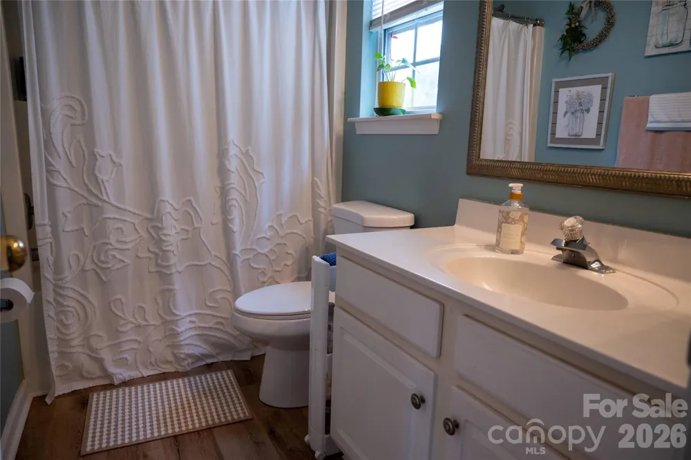 2568 Governors Pointe Court NE Concord, NC 28025