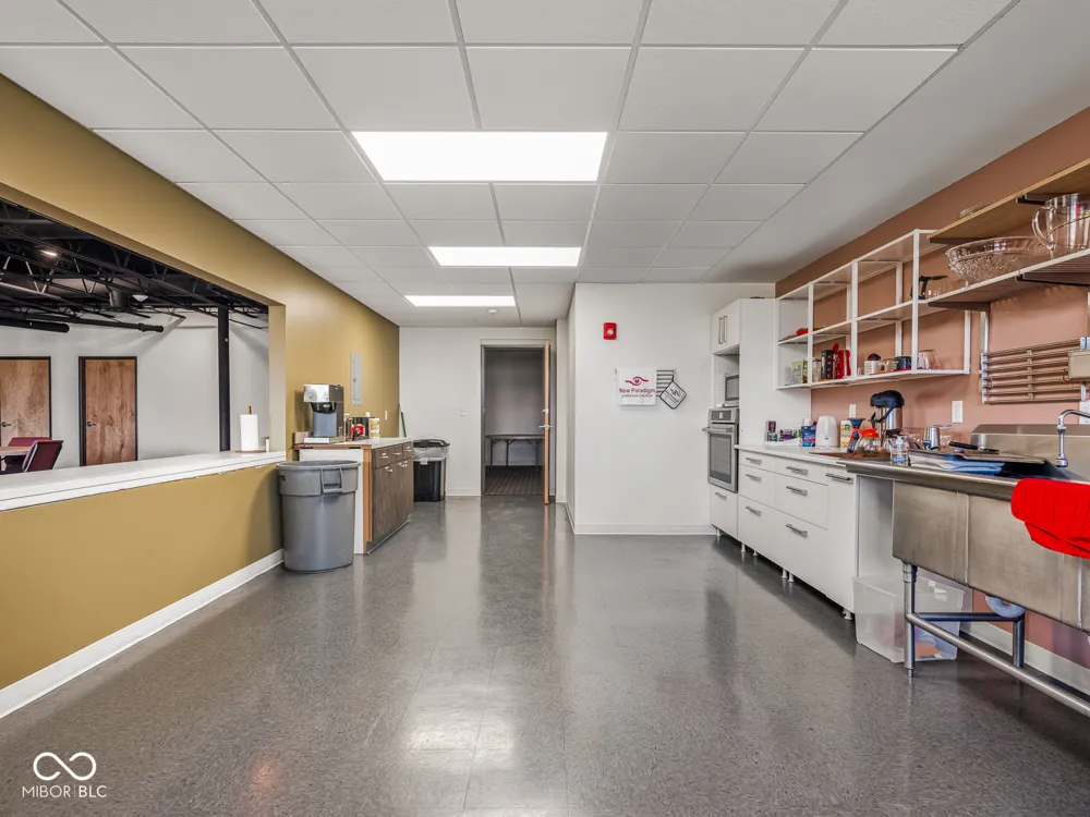 2021 E 52nd Street #112 Indianapolis, IN 46205