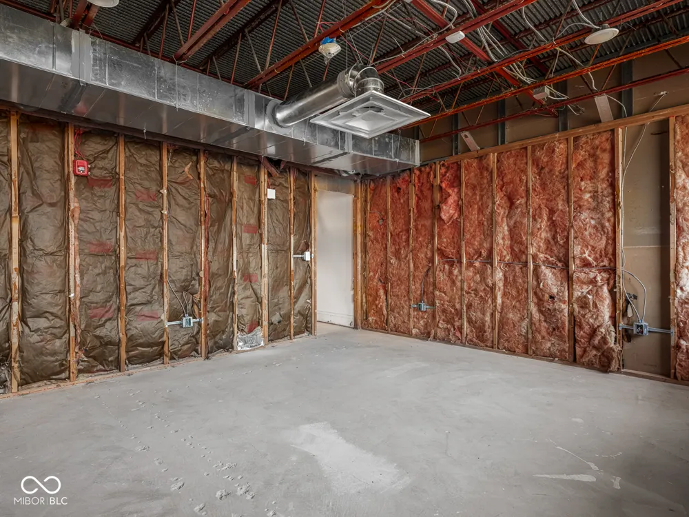 2021 E 52nd Street #112 Indianapolis, IN 46205
