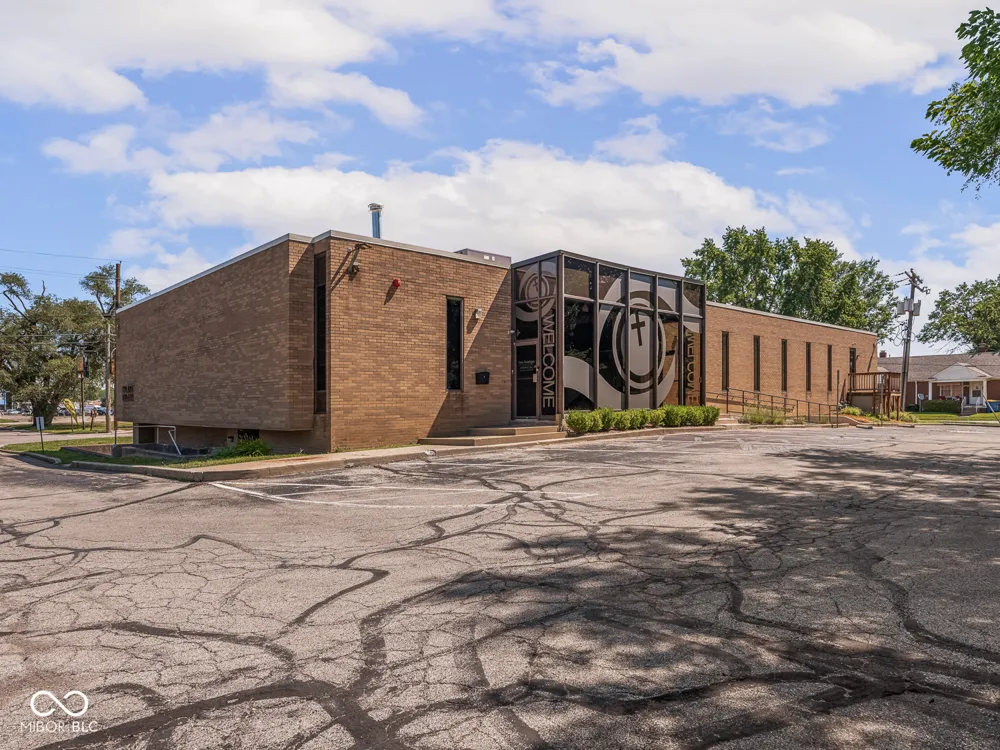 2021 E 52nd Street #112 Indianapolis, IN 46205