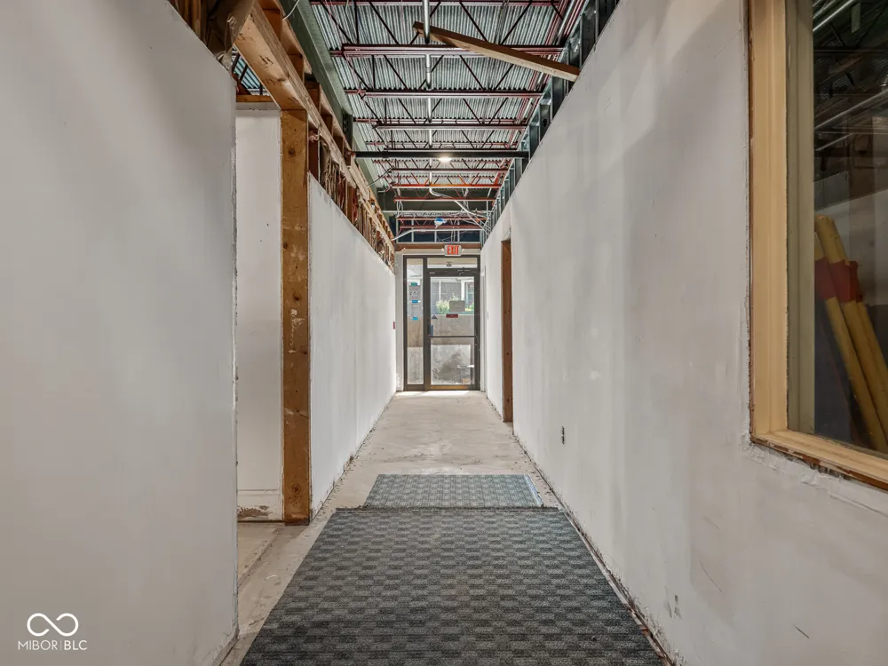 2021 E 52nd Street #112 Indianapolis, IN 46205