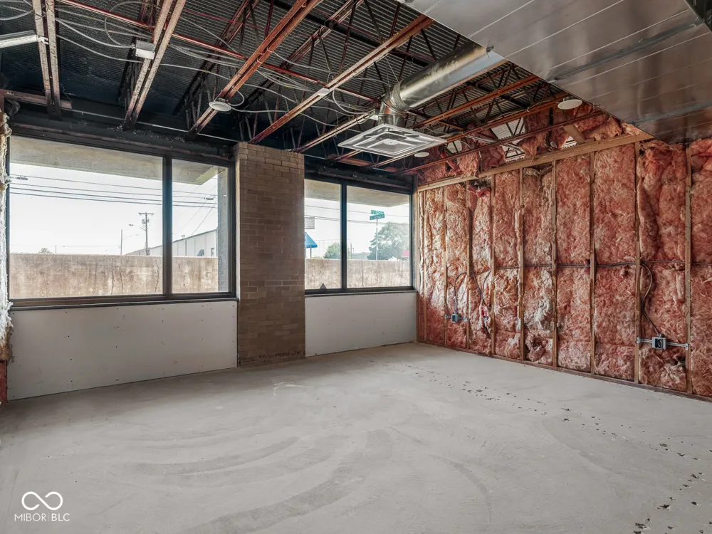 2021 E 52nd Street #112 Indianapolis, IN 46205
