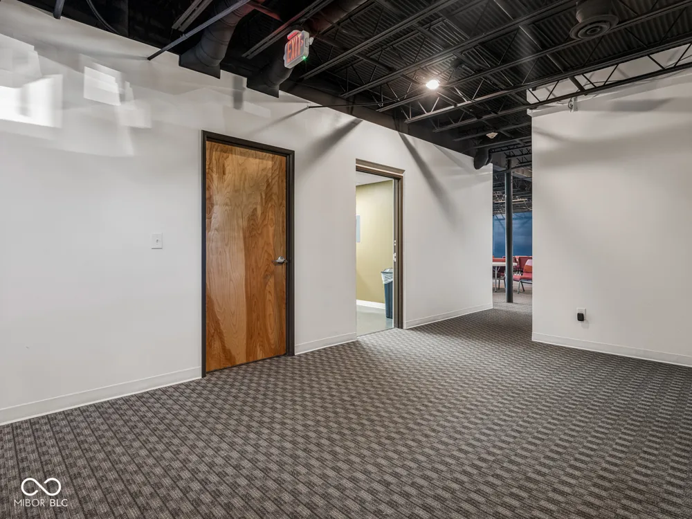 2021 E 52nd Street #112 Indianapolis, IN 46205