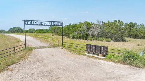 Private Road 1271