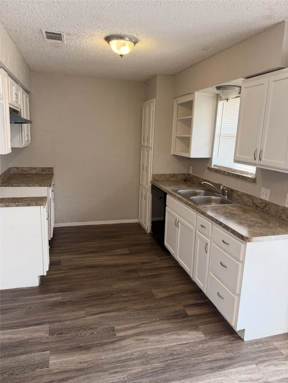 317 Apache Trail Keller, TX 76248