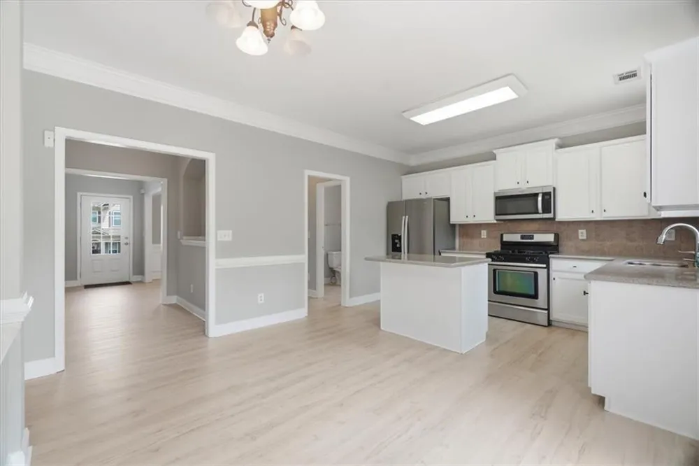 6081 Pierless Avenue Sugar Hill, GA 30518