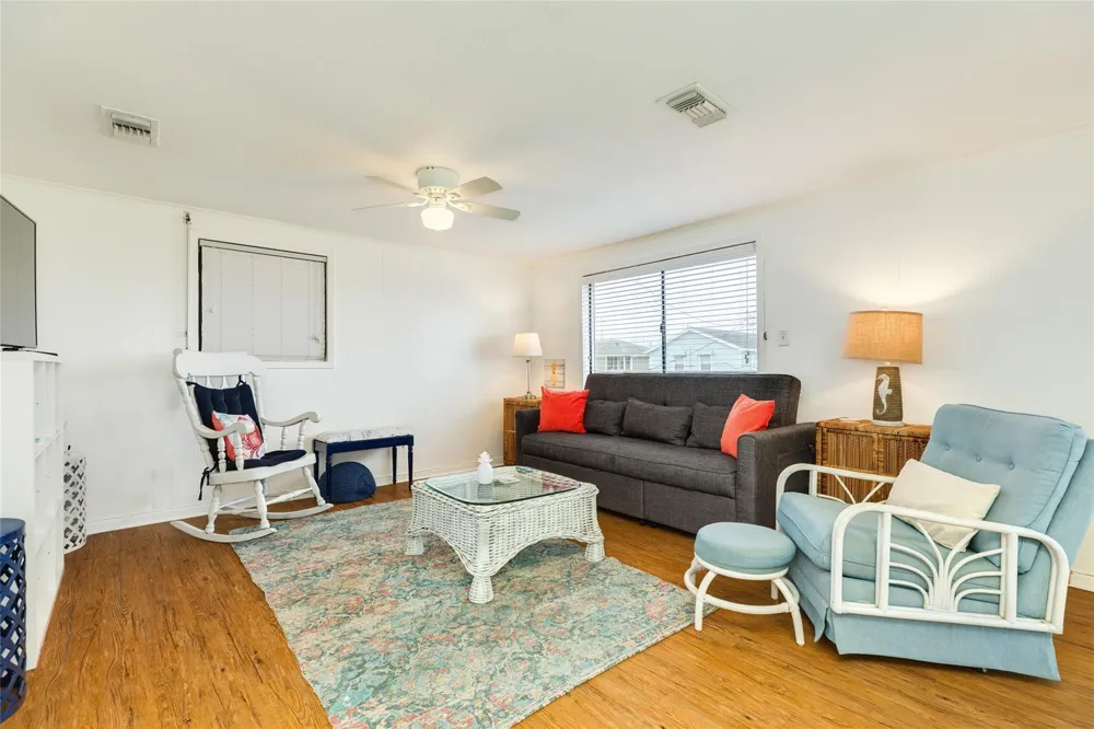 16725 Captain Bligh Road Jamaica Beach, TX 77554