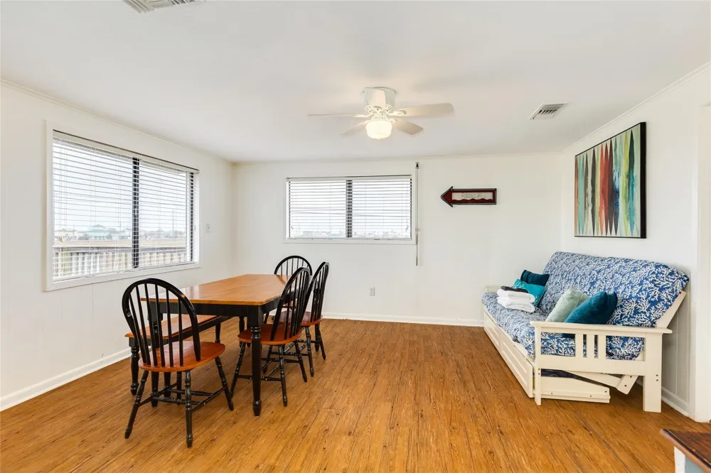 16725 Captain Bligh Road Jamaica Beach, TX 77554