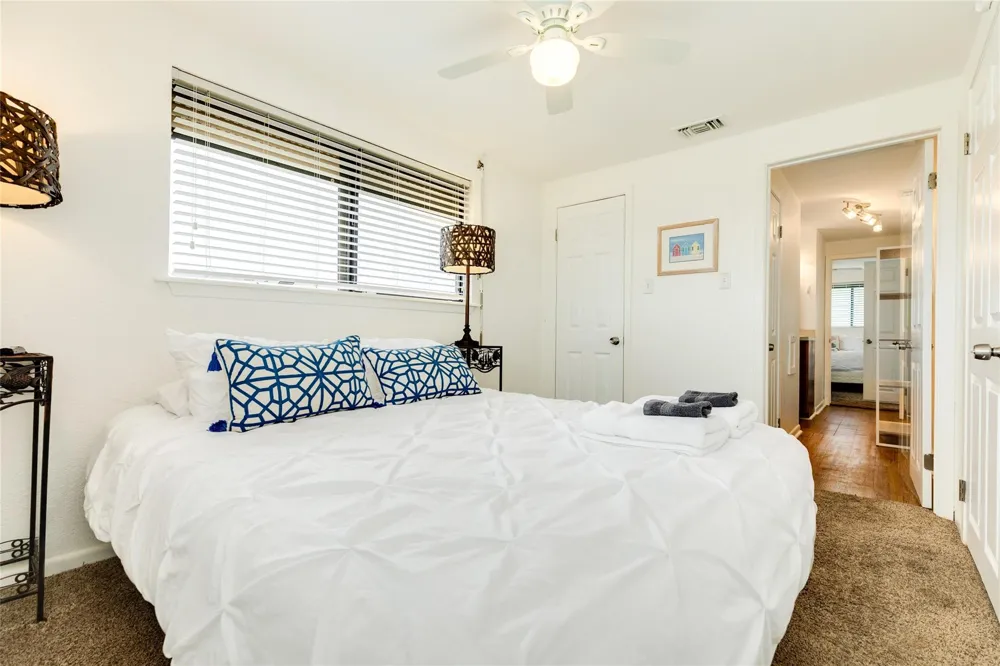 16725 Captain Bligh Road Jamaica Beach, TX 77554