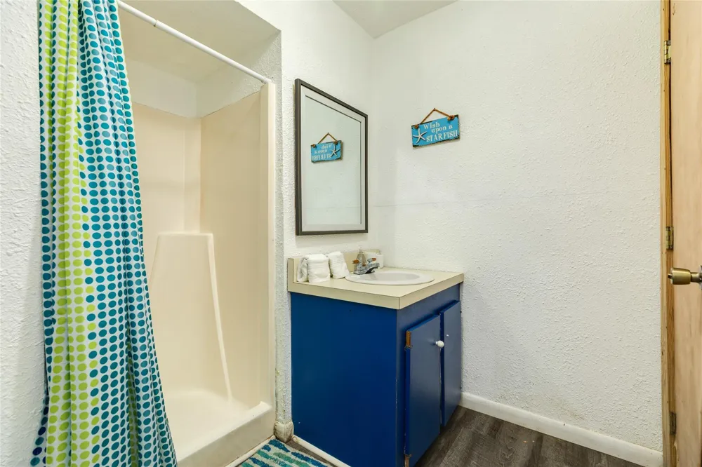 16725 Captain Bligh Road Jamaica Beach, TX 77554