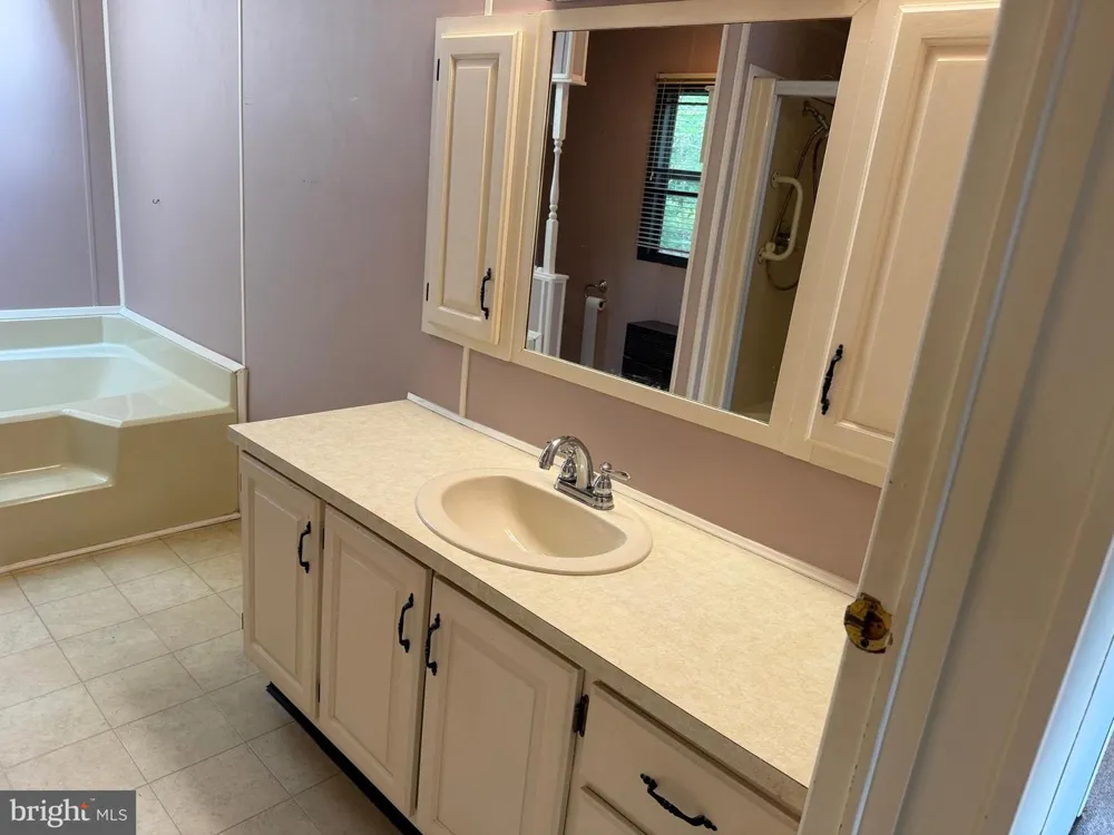 13 HOLLY COURT Mays Landing, NJ 08330