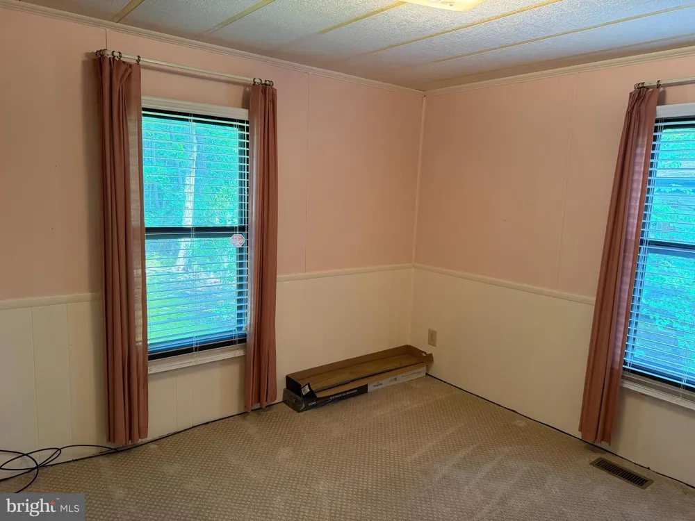 13 HOLLY COURT Mays Landing, NJ 08330