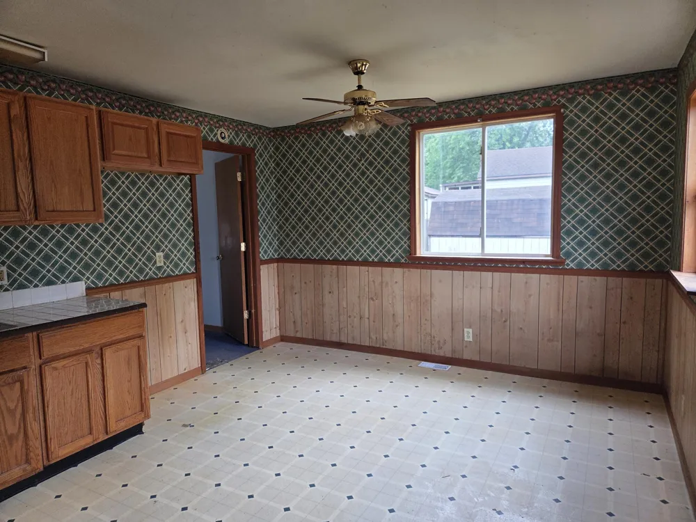 502 S Main Street Crystal, MI 48818