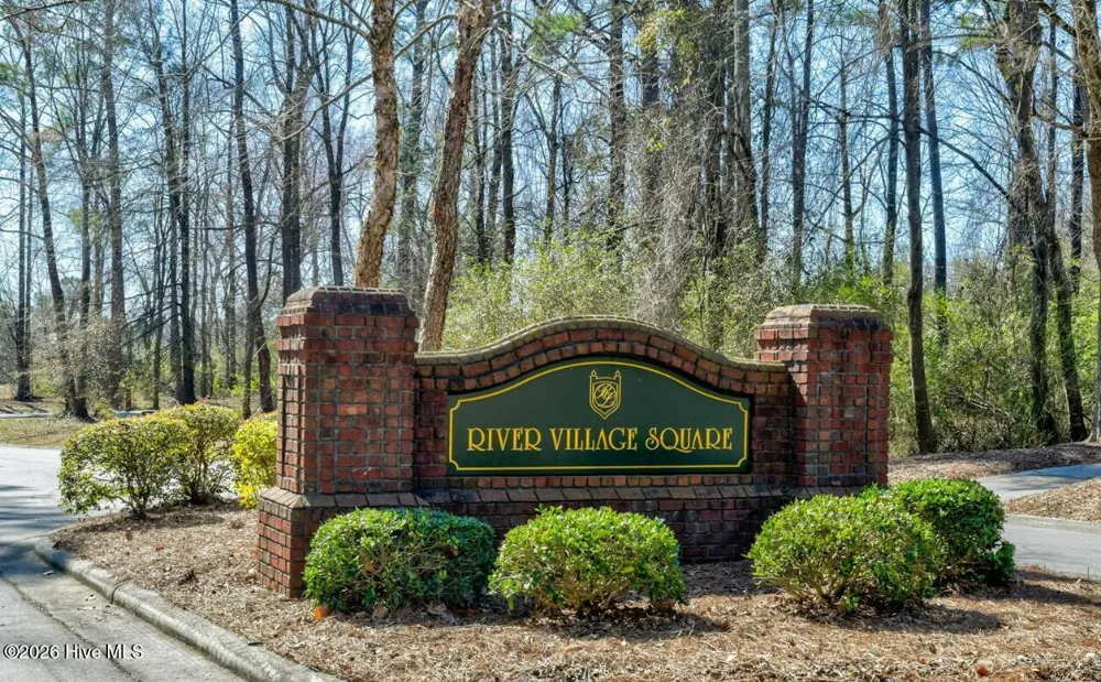143 Firethorn Circle Wallace, NC 28466