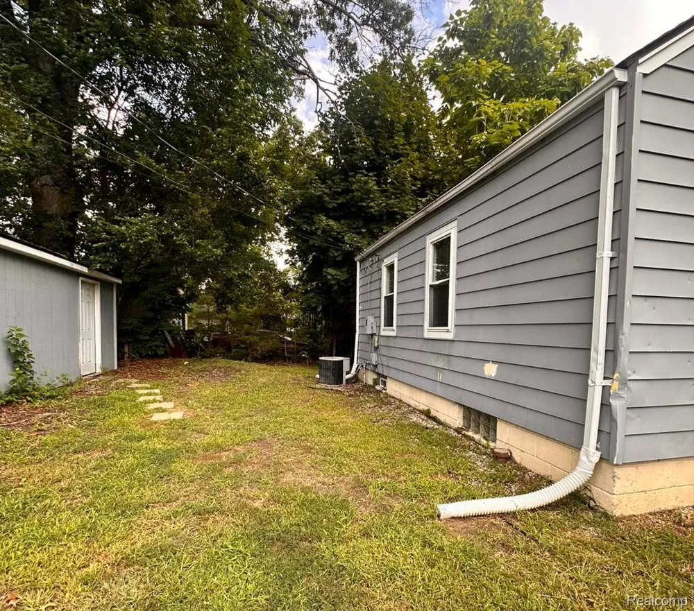505 GARDENDALE STREET Ferndale City, MI 48220