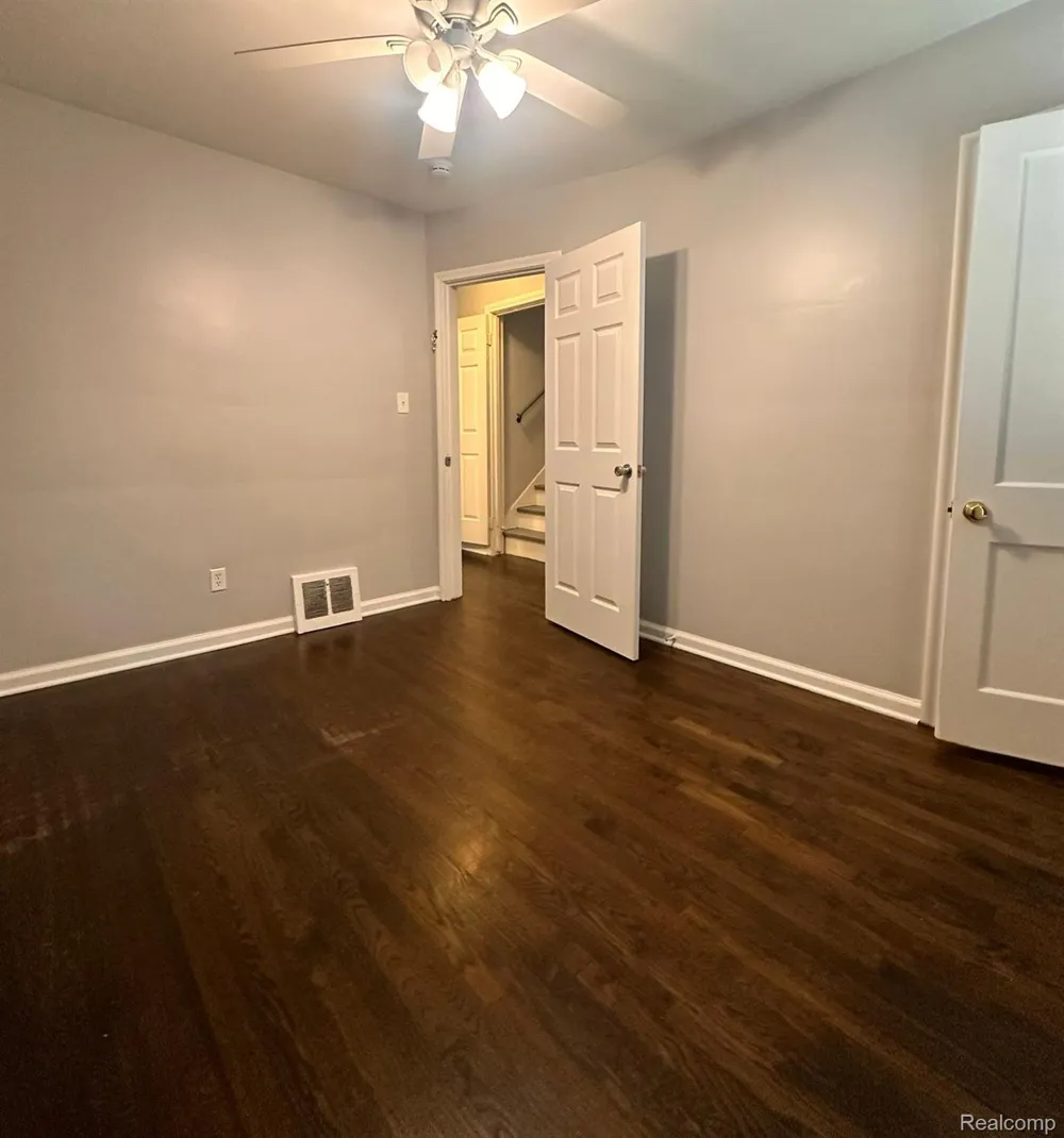 505 GARDENDALE STREET Ferndale City, MI 48220