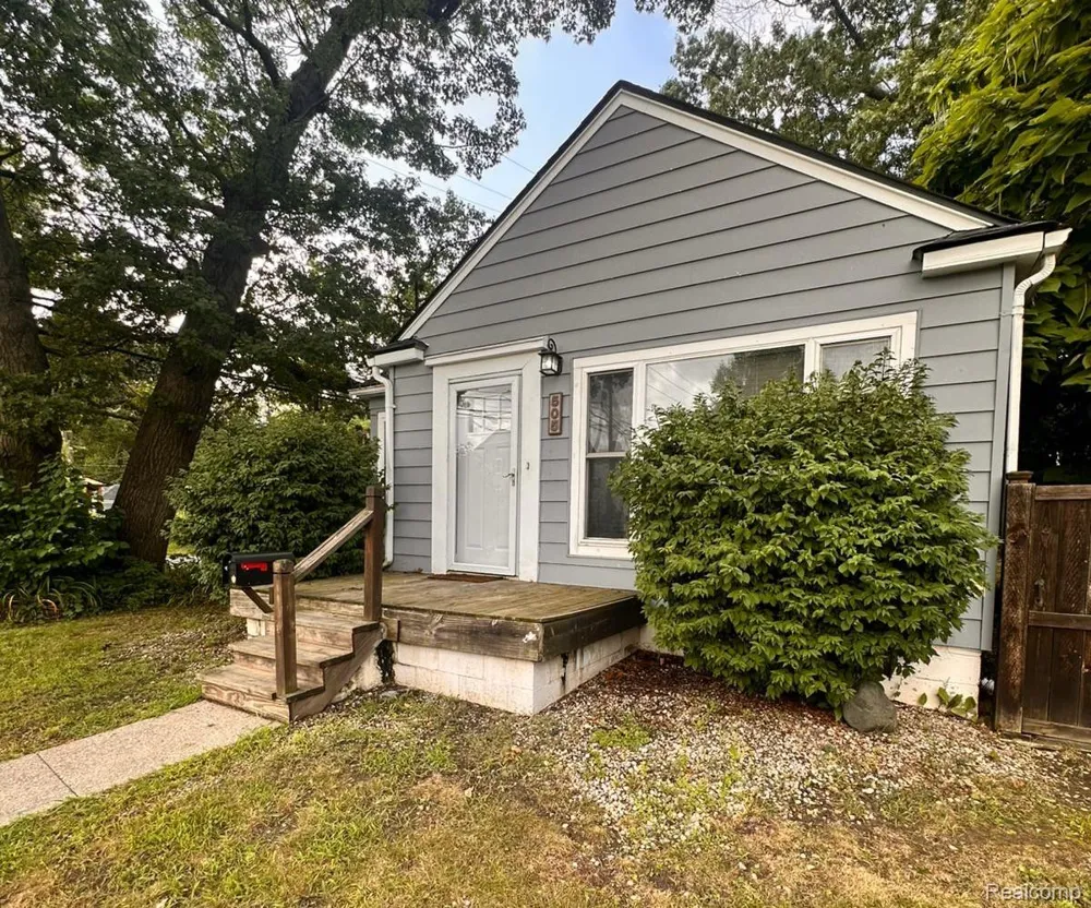 505 GARDENDALE STREET Ferndale City, MI 48220