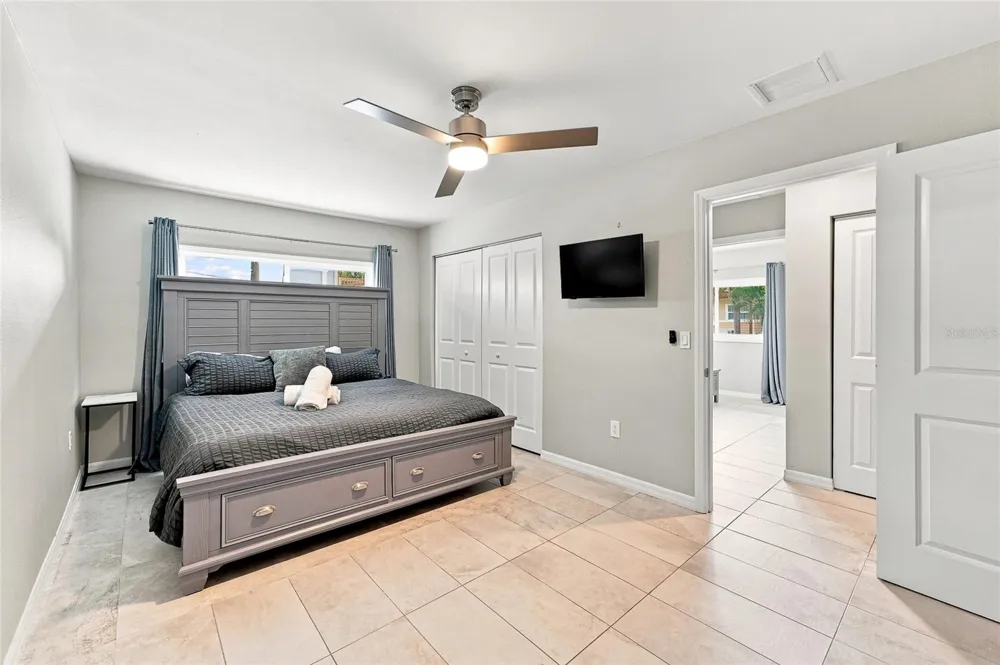608 SAINT JUDES DRIVE Longboat Key, FL 34228