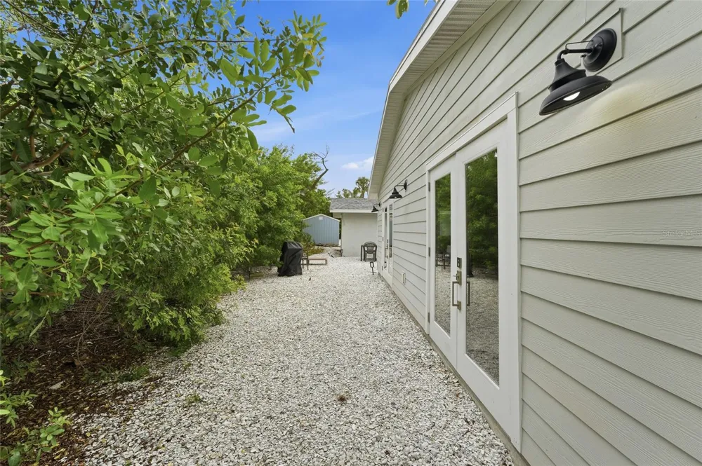 608 SAINT JUDES DRIVE Longboat Key, FL 34228